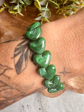 Charger l'image dans la galerie, Bracelet verts « coeurs » - Taille L