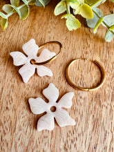 Charger l'image dans la galerie, Duo de pépites fleurs (marbré rose claire)