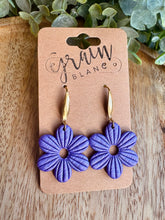 Charger l'image dans la galerie, Les fleurs polymères (violet)