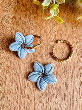 Charger l'image dans la galerie, Duo de pépites fleurs de Tiaré 🌺 (bleu cœur marine)