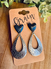 Charger l'image dans la galerie, Les polymères ( bleu nuit argenté)