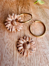 Charger l'image dans la galerie, Duo de pépites fleurs (beige caramel )