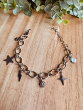 Charger l'image dans la galerie, Bracelet breloques