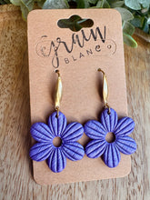 Charger l'image dans la galerie, Les fleurs polymères (violet)