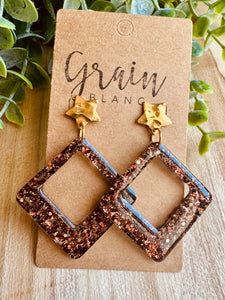 Boucles résine (marron doré)