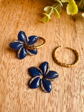 Charger l'image dans la galerie, Duo de pépites fleurs de Tiaré 🌺 (Marine doré)