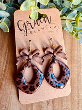 Charger l'image dans la galerie, Les polymères (marron)