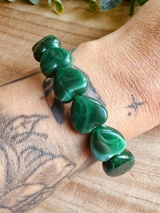 Bracelet VERT  « cœurs  » - Taille M