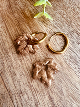 Charger l'image dans la galerie, Duo de pépites feuilles (marron noisette )