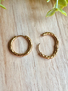 Mini Créoles martelées(18mm-dorées)