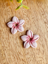 Charger l'image dans la galerie, Duo de pépites fleurs de Tiaré 🌺 (rose cœur bonbon )