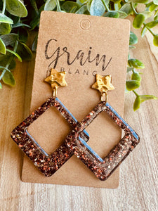 Boucles résine (marron doré)