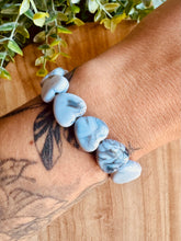 Charger l'image dans la galerie, Bracelet marbré (Black&amp;White)  « coeurs » - Taille M