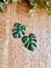 Charger l'image dans la galerie, Duo de pépites feuilles tropicales (marbré vert)
