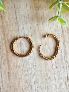 Mini Créoles martelées(18mm-dorées)