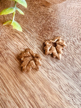 Charger l'image dans la galerie, Duo de pépites feuilles (marron noisette )