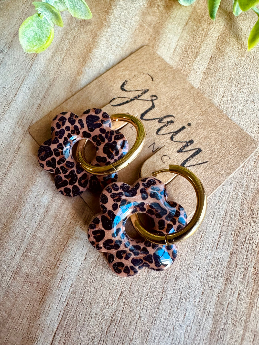 Créoles avec fleurs 🌸 (Léo doré)