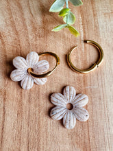 Charger l'image dans la galerie, Duo de pépites fleurs (beige moucheté )