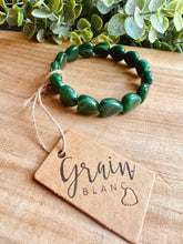 Charger l&#39;image dans la galerie, Bracelet VERT  « cœurs  » - Taille M