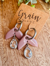 Charger l'image dans la galerie, Créoles pampilles strass (argenté vieux rose )