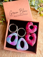 Charger l'image dans la galerie, Kit/Cadeau « duo de pépites » - 2 pampilles + créoles- (fuchsia-multi-argenté)
