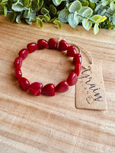 Charger l&#39;image dans la galerie, Bracelet ROUGE RUBIS  « cœurs  » - Taille S