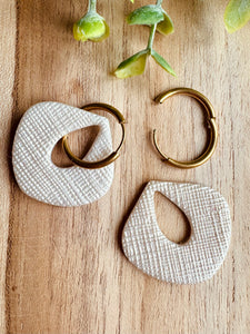 Mini créoles fines (18-mm/dorées)