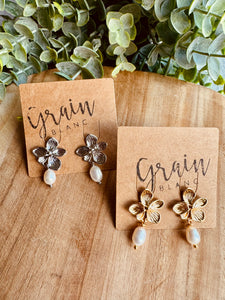 Petites fleurs & perles d’eau douce (doré)