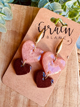 Charger l'image dans la galerie, Boucles résine 🤍 (rose-choco)
