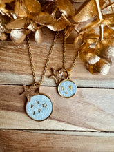 Charger l&#39;image dans la galerie, Collier médaillon personnalisé
