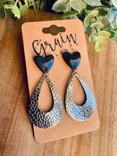 Charger l'image dans la galerie, Les polymères ( bleu nuit argenté)