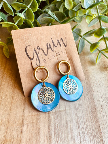 Boucles nacrées (doré bleu)
